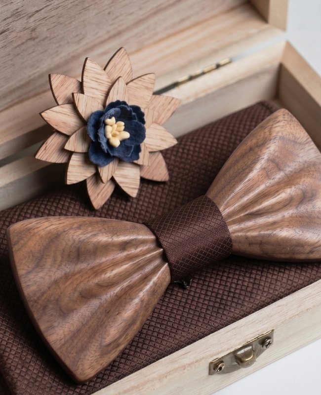 Geschenkbox Fliege Braun Herren aus dunklem Holz „Hippolyte"